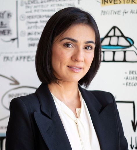 Zeynep Ton - Professional null Speaker