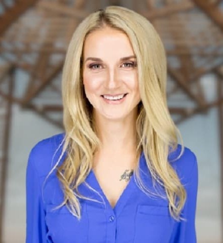 Kirstie Ennis - Professional null Speaker