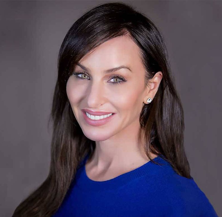 Molly Bloom - Professional null Speaker