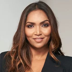 Liza Pavlakos - Professional Speakers Booking