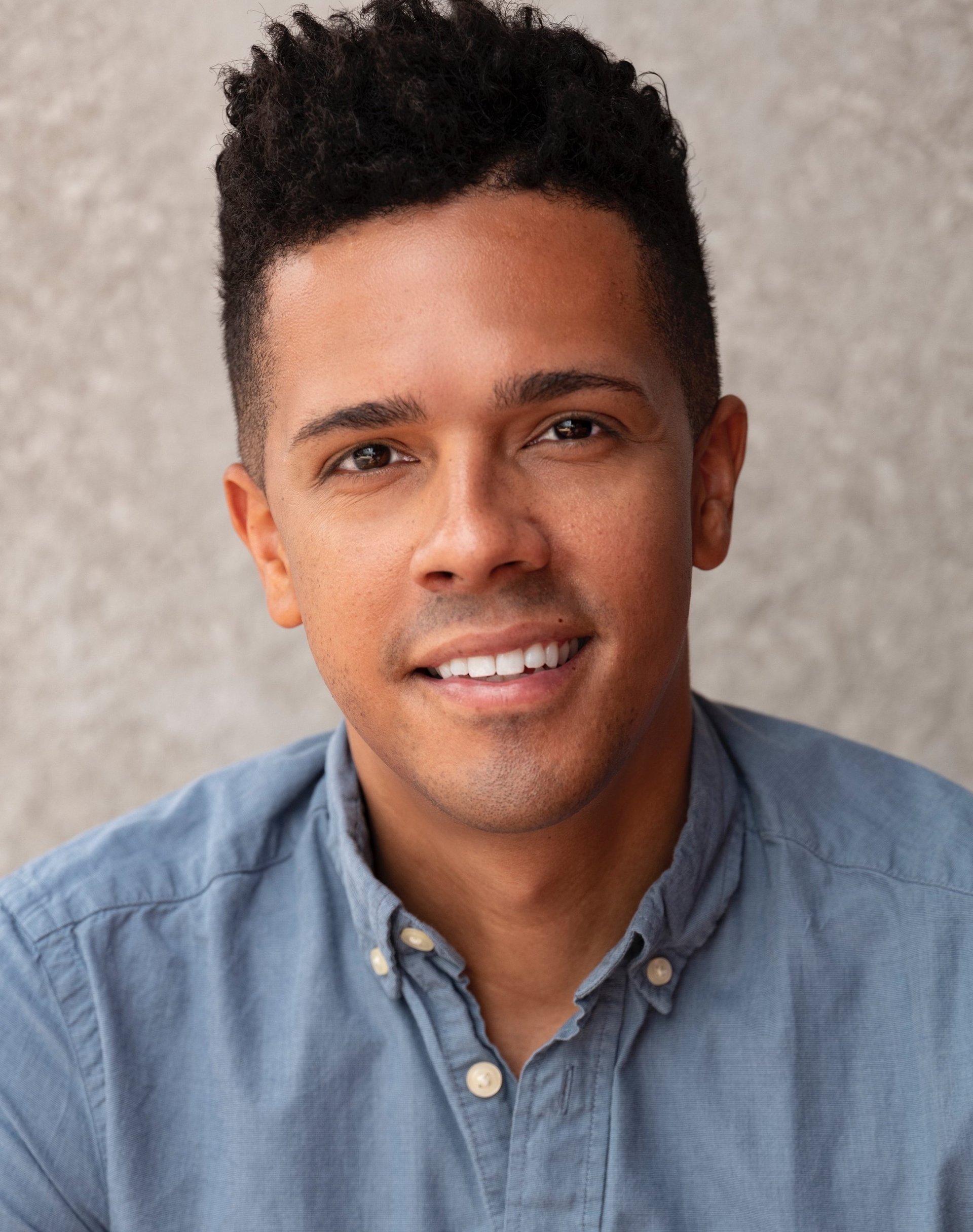 Brandon Wolf - Professional null Speaker