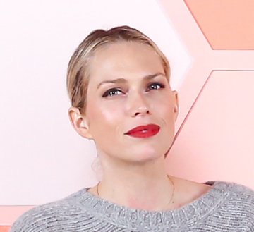 Erin Foster - Professional Speakers Booking