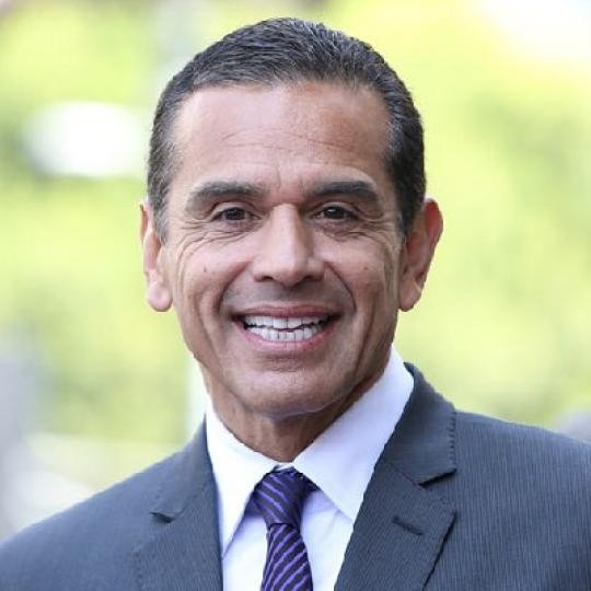 Antonio Villaraigosa - Professional null Speaker