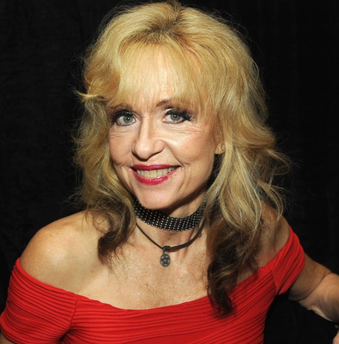 Linnea Quigley - Professional null Speaker