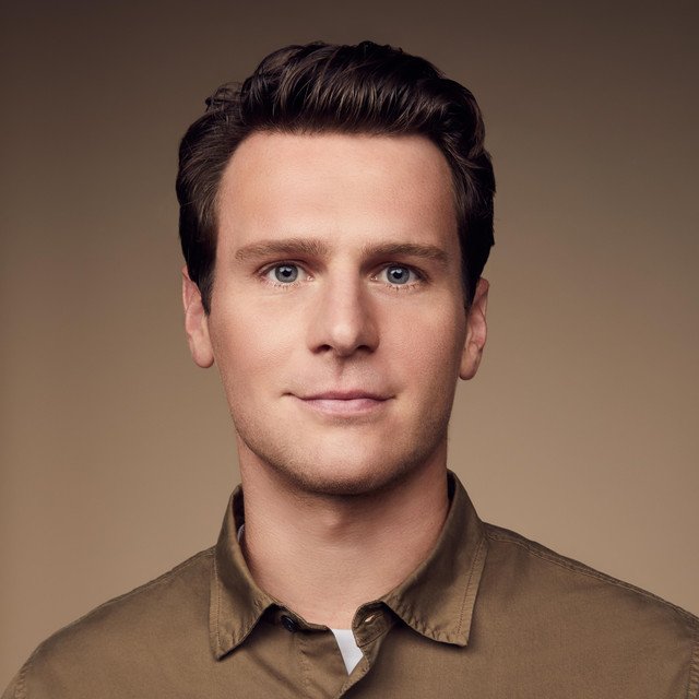 Jonathan Groff - Professional null Speaker