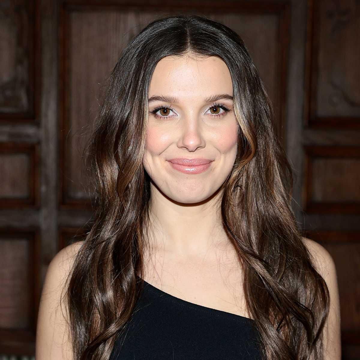 Millie Bobby Brown - Professional null Speaker