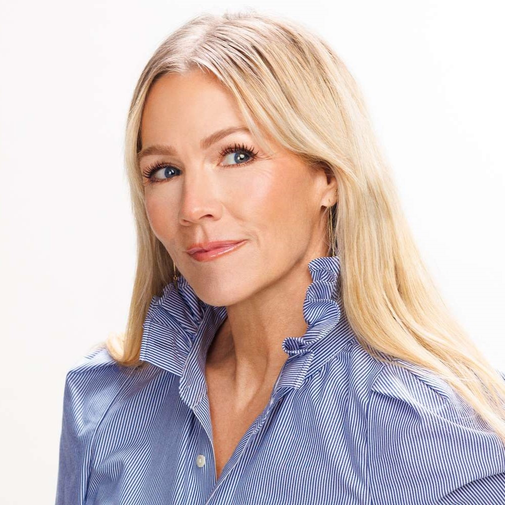 Jennie Garth - Professional Speakers Booking