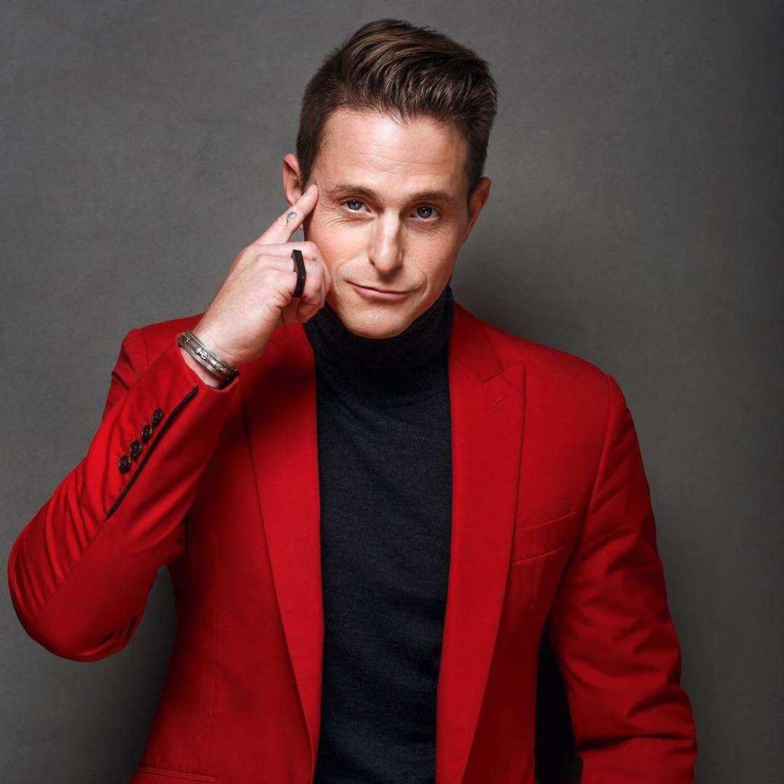 Cameron Douglas - Professional null Speaker