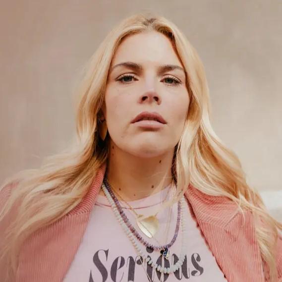 Busy Philipps - Professional null Speaker