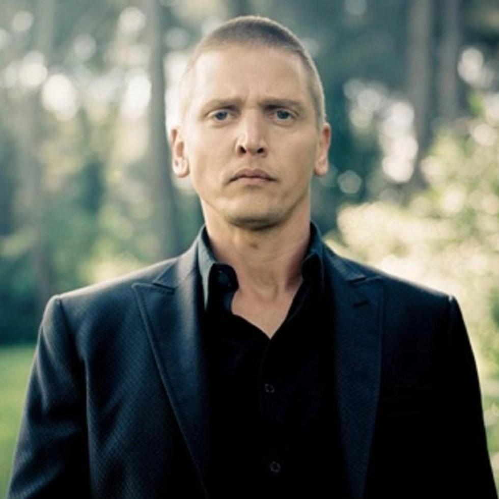 Barry Pepper - Professional null Speaker