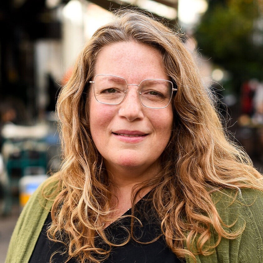 Adeena Sussman - Professional null Speaker