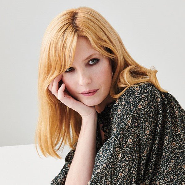 Kelly Reilly - Professional null Speaker