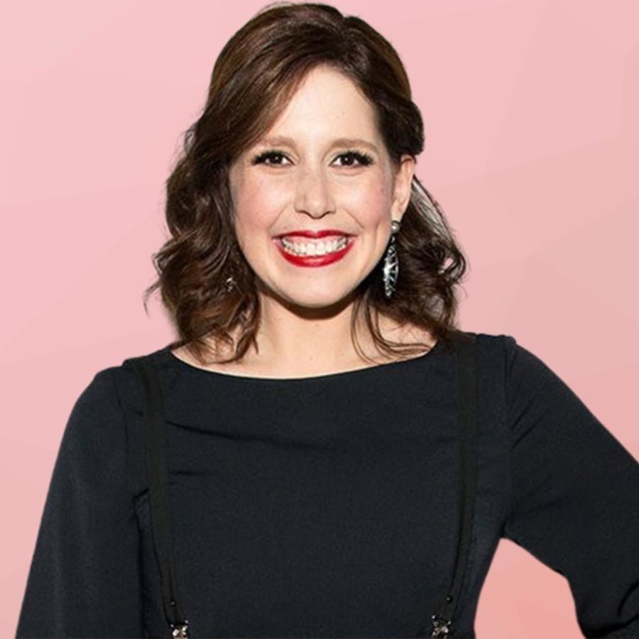 Vanessa Bayer - Professional null Speaker