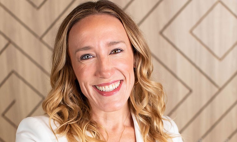 Erin Stafford - Professional null Speaker