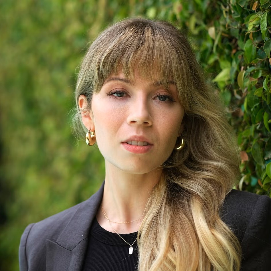 Jennette McCurdy - Professional null Speaker