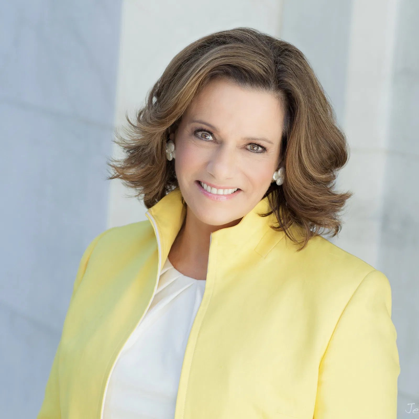 K.T. McFarland - Professional Speakers Booking