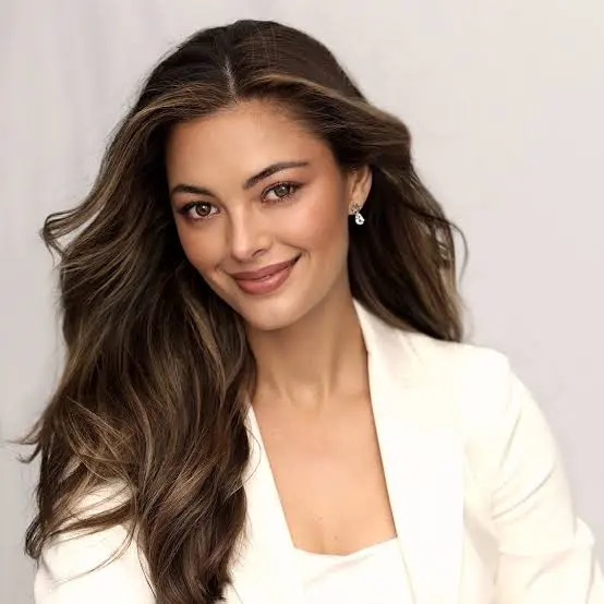 Demi-Leigh Tebow - Professional Speakers Booking