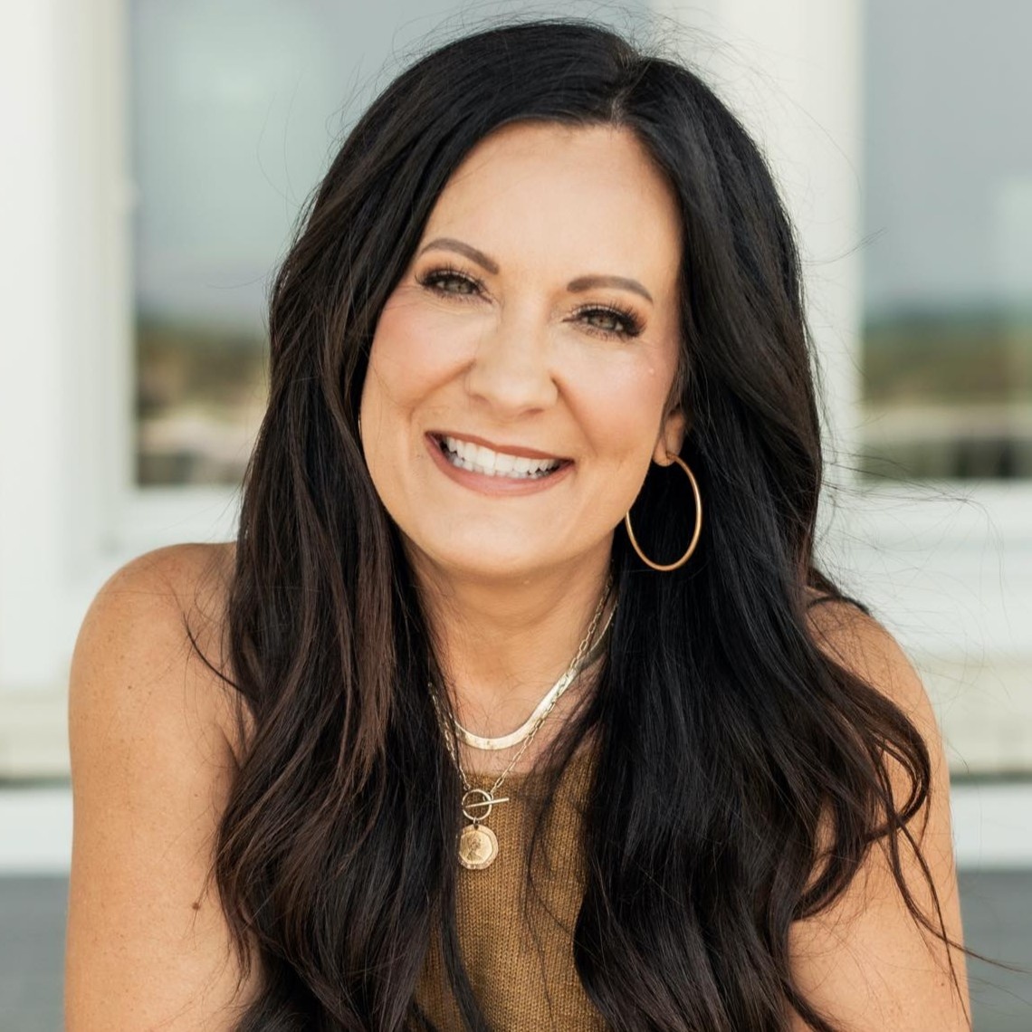 Lysa TerKeurst - Professional Speakers Booking