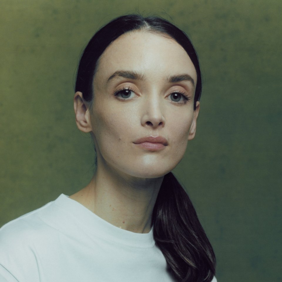 Charlotte Le Bon - Professional null Speaker