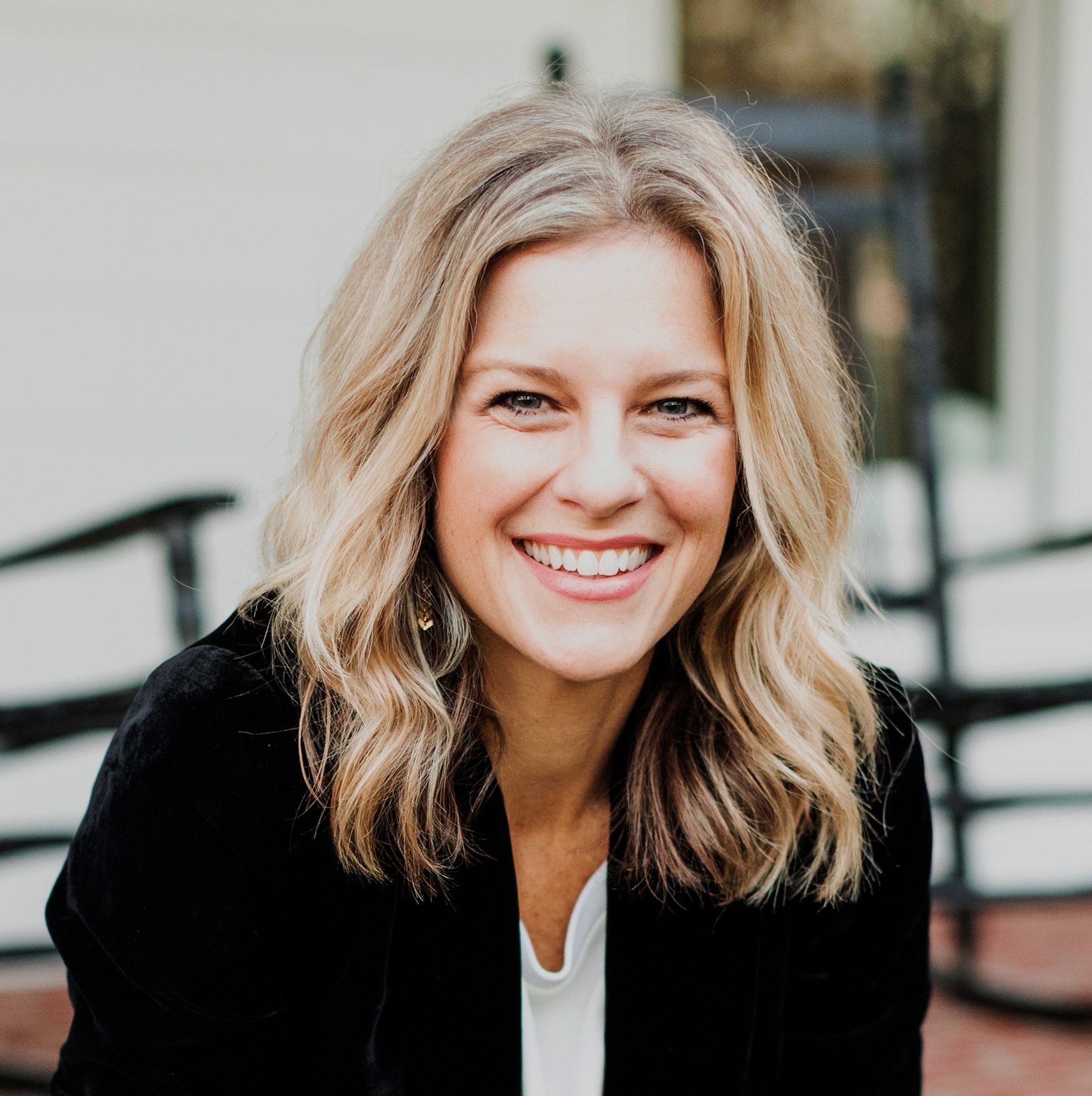 Rebekah Lyons - Professional Speakers Booking