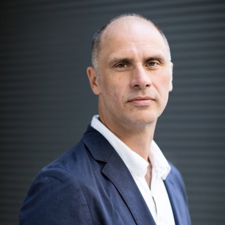 Jesse Armstrong - Professional null Speaker