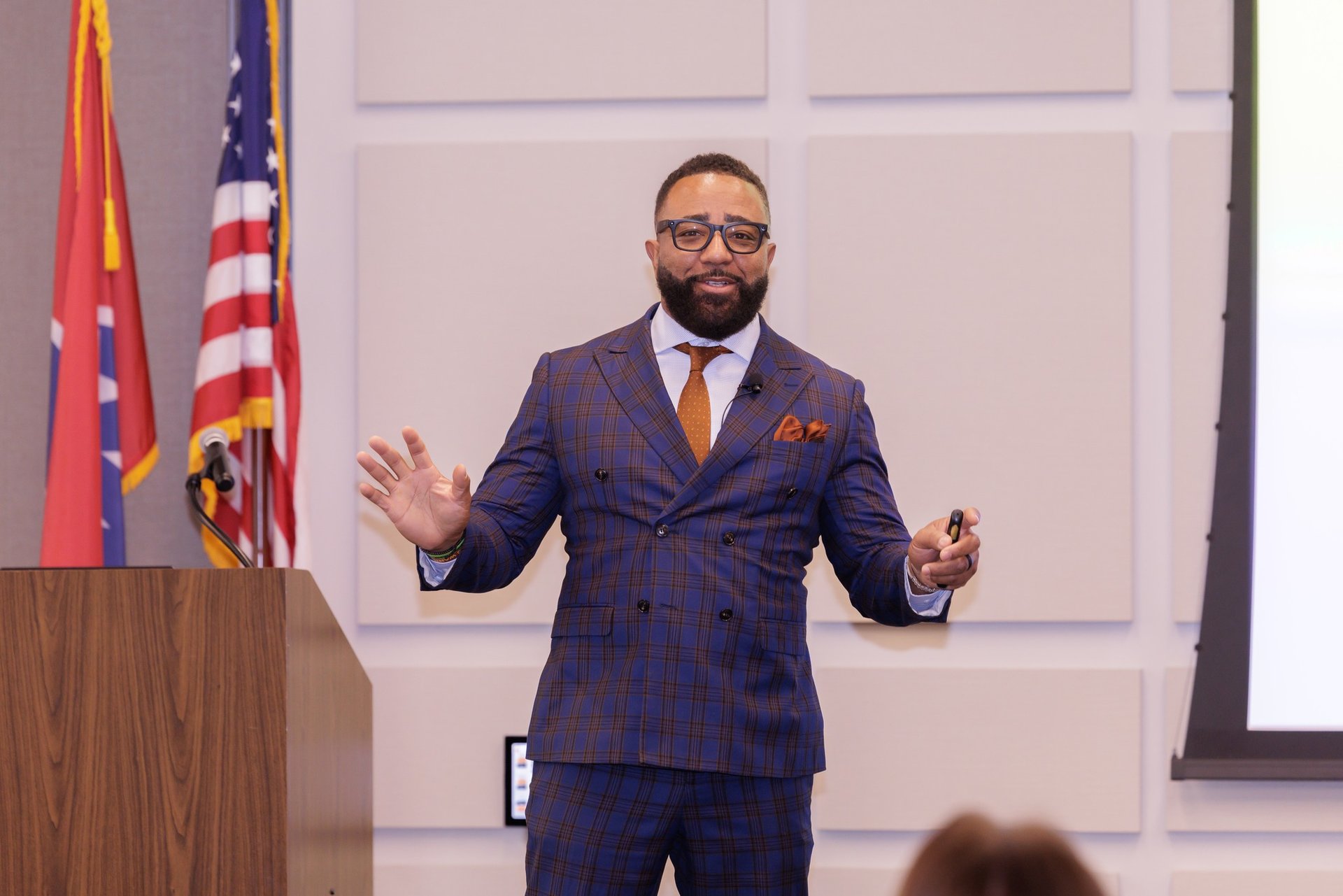 Troy Kemp - Professional null Speaker