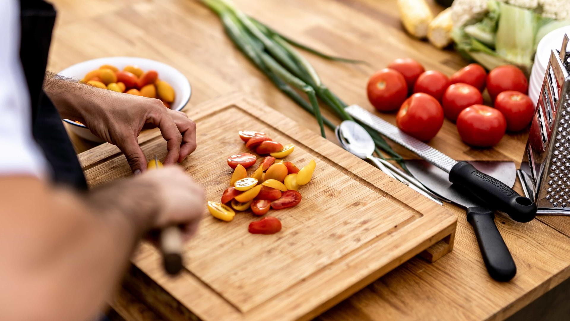 Top Award-Winning Chefs & Culinary Experts to Book for Events hero