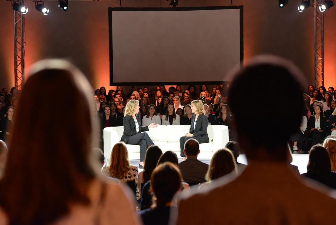 Celebrity Women Speakers Under $50,000 hero