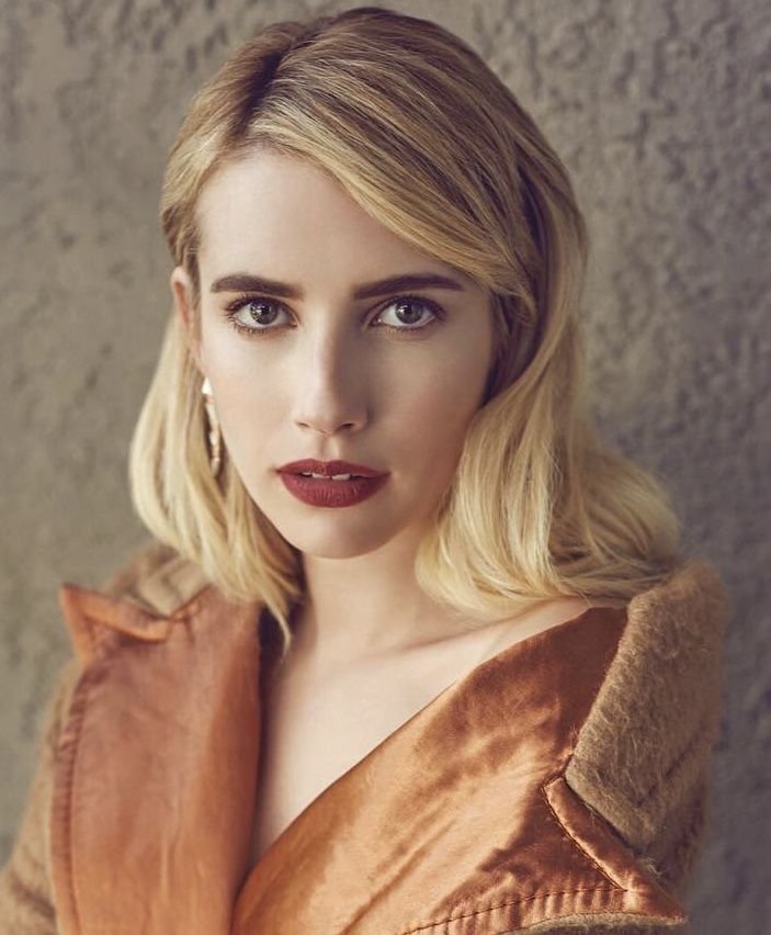Emma Roberts - Professional null Speaker