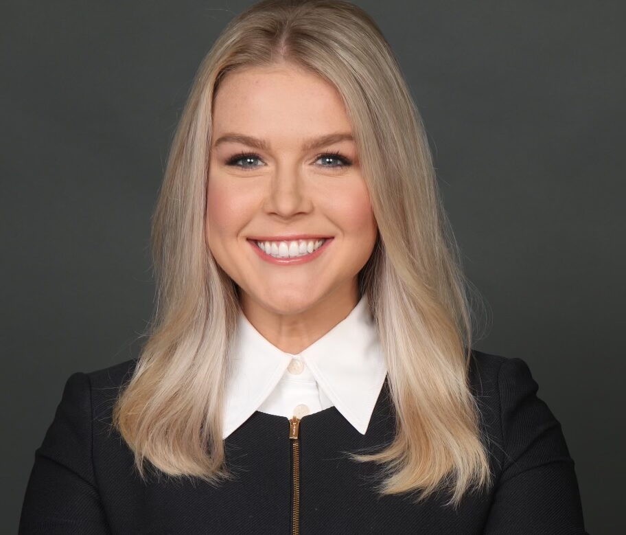 Karoline Leavitt - Professional null Speaker