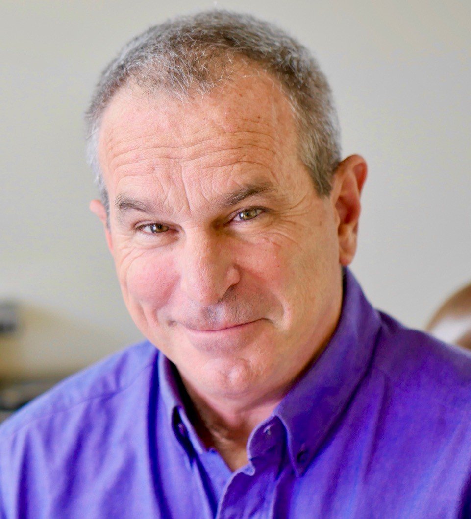 Robert Bryce - Professional Speakers Booking