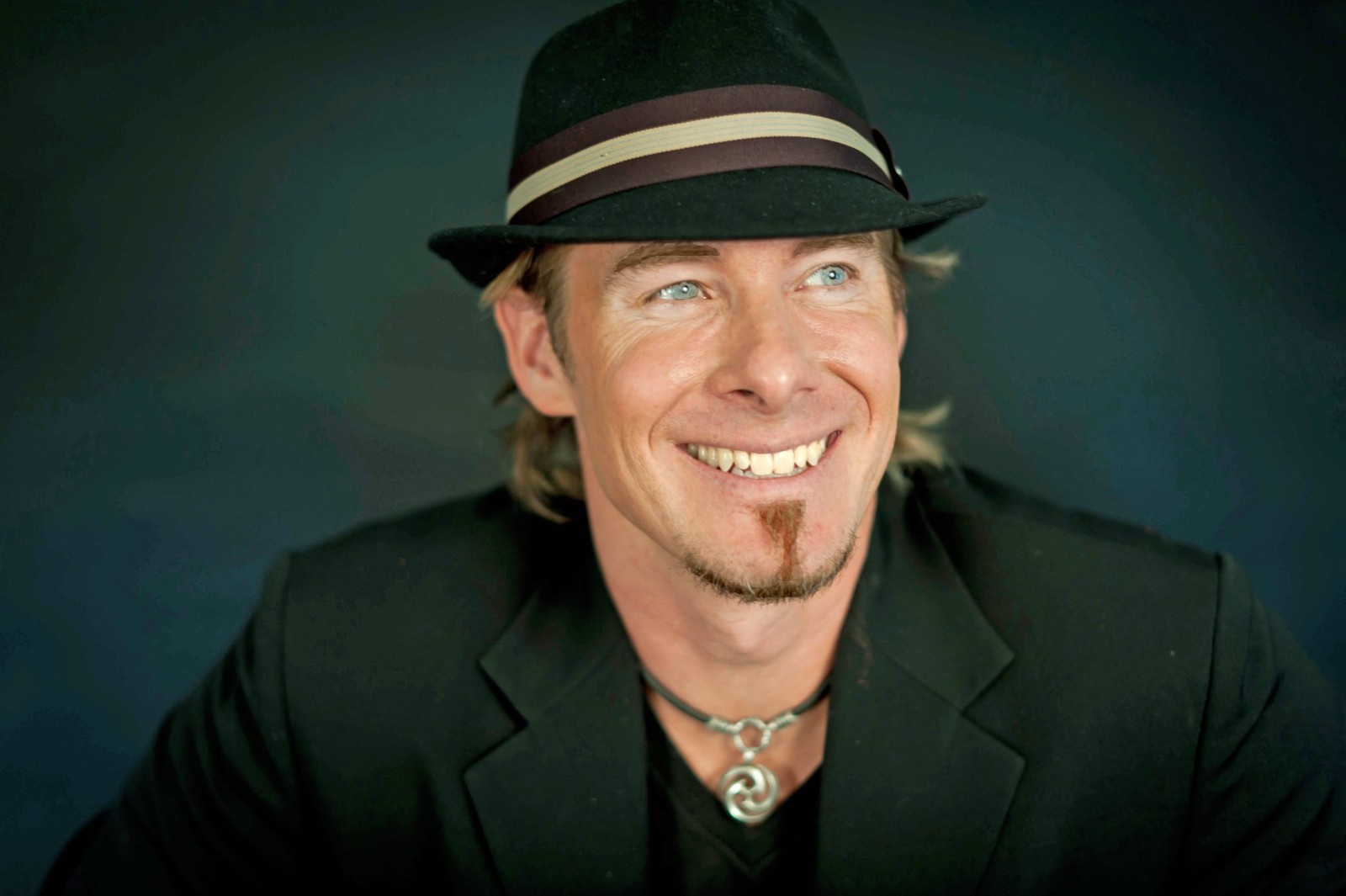 Erik Wahl - Professional Speakers Booking