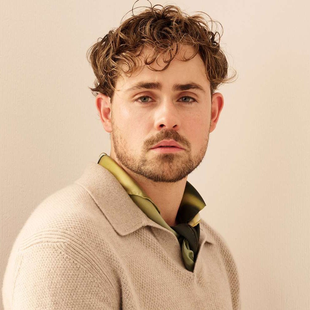 Dacre Montgomery - Professional null Speaker