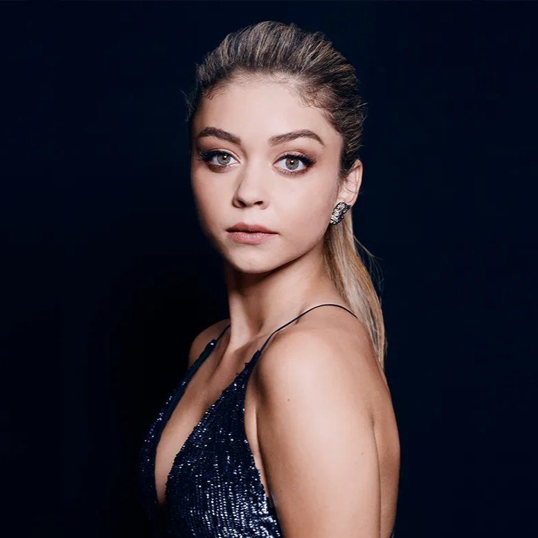 Sarah Hyland - Professional null Speaker
