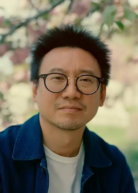 Hua Hsu - Professional null Speaker