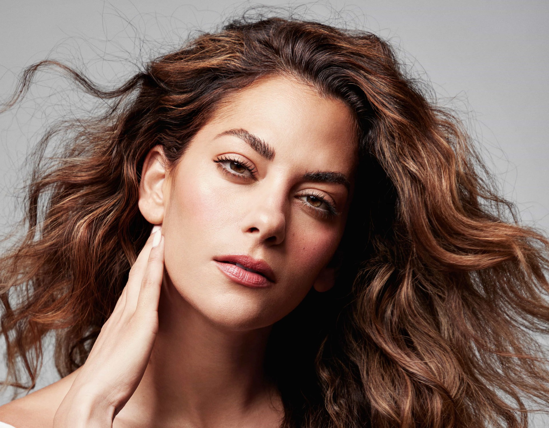 Inbar Lavi - Professional null Speaker