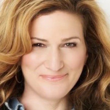 Ana Gasteyer - speakerbookingagency