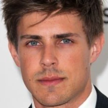 Chris Lowell - speakerbookingagency