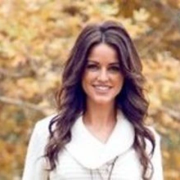 Elizabeth Kitt's Booking Agent and Speaking Fee - Speaker Booking Agency